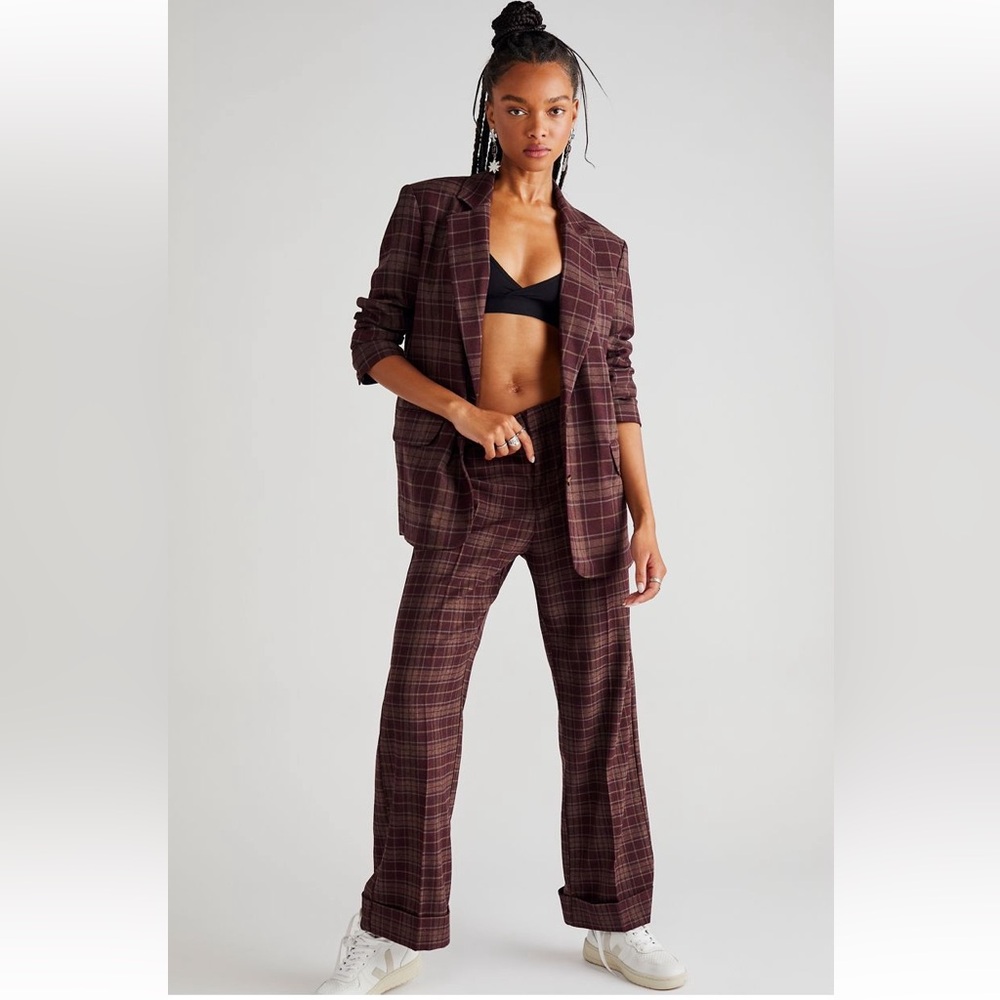 Free people Suit